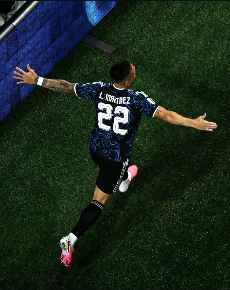 Lautaro, un'incornata che vale la finale